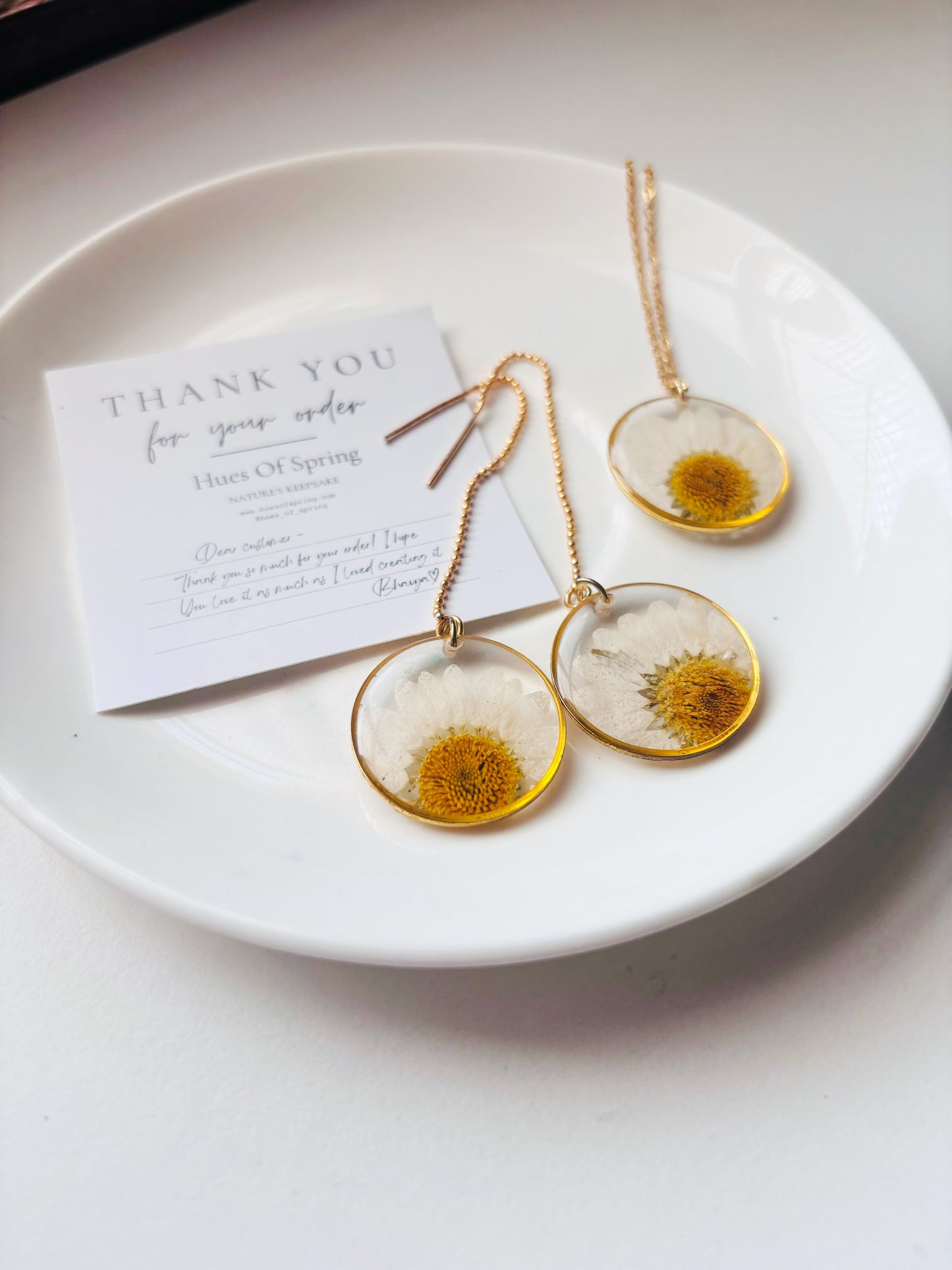 LAZY DAISY Earrings