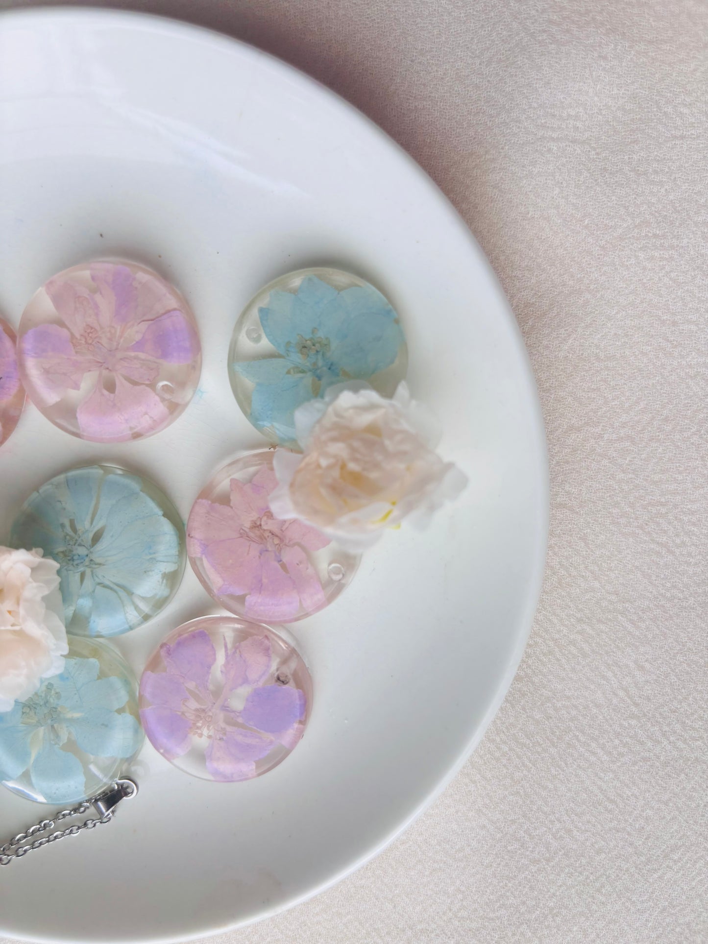 CANDY : Symbolic of Dedication, Positivity, and Sincerity