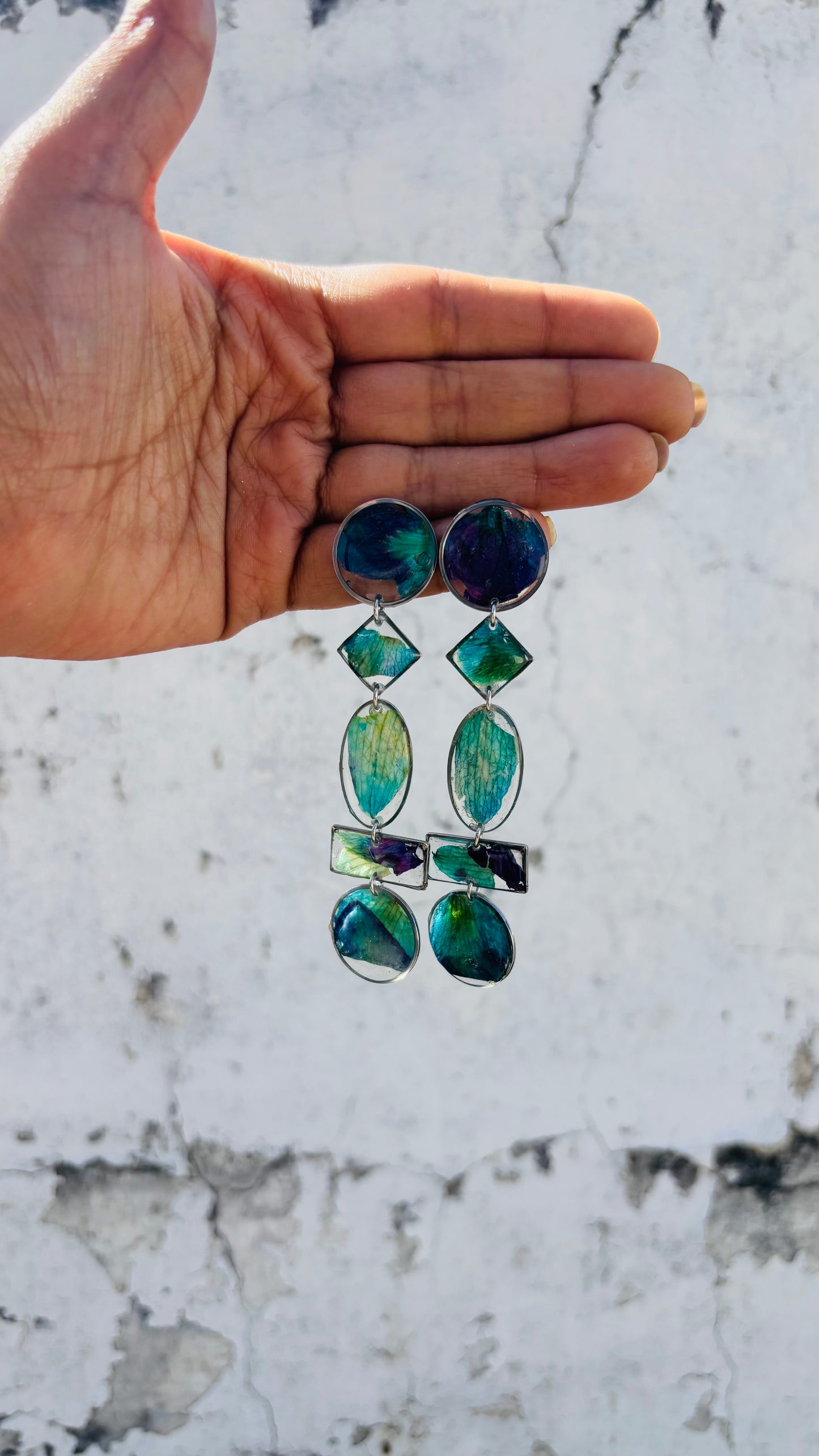 AURORA - Symbolic of Luxury, Beauty & Thoughtfulness