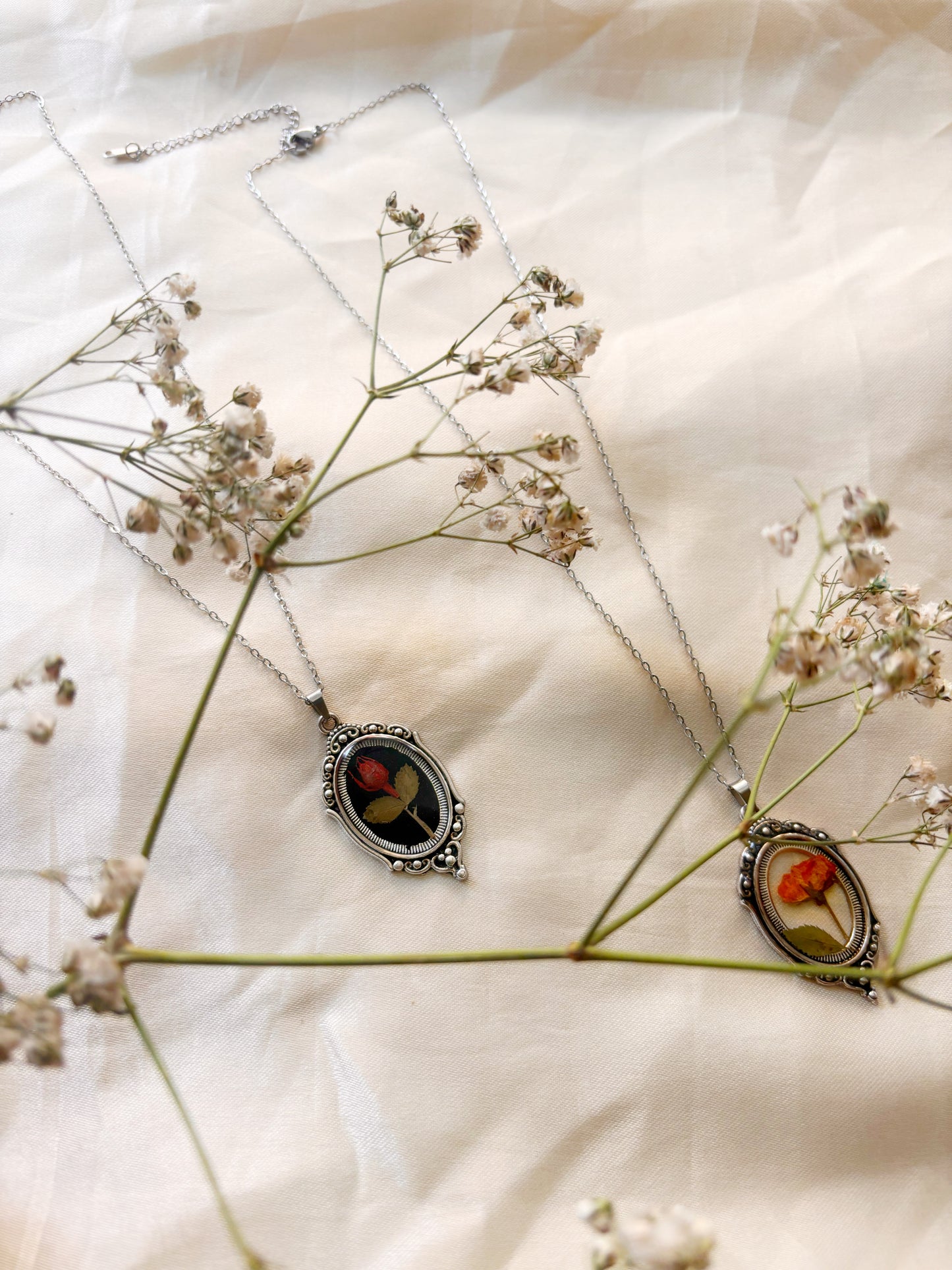 Vintage Rose Becklace